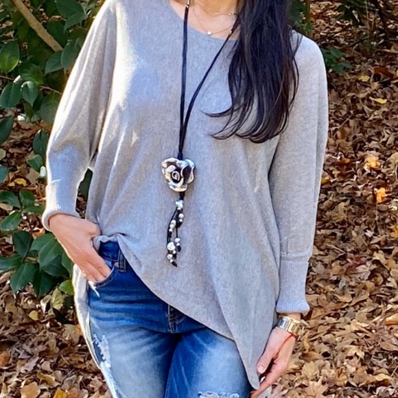 ✨PARIS✨Rose and Hearts Leather chain Necklace - Picture 6 of 6